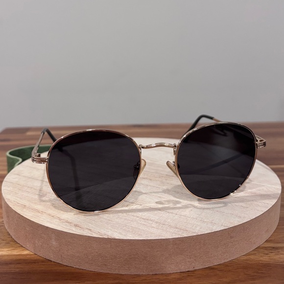Classic Full Metal Frame Round Sunglasses BLACK& GOLD fashionable - Picture 10 of 12
